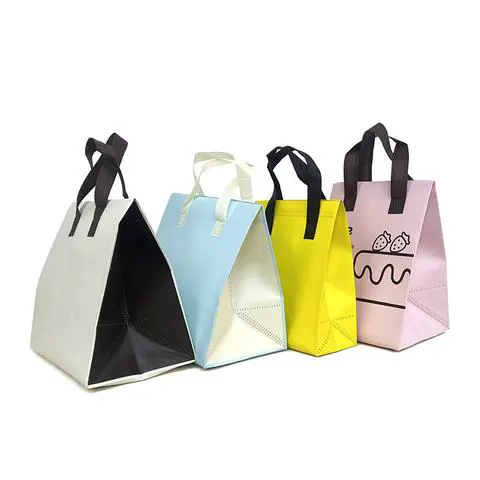 Custom Size Self Adhesive Paper Roll Thermal 4*6 Inch Blank Fanfold Labels Shipping Label Sticker 100x150mm Waterproof