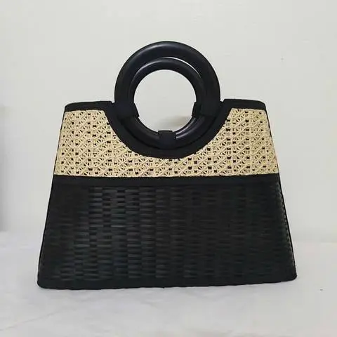 (2,6-二氟-3,5-二甲氧基苯基)肼盐酸盐