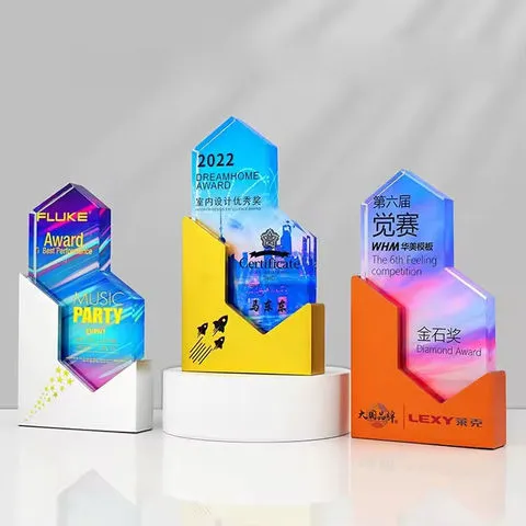 2,2'-(4,8-Bis(5-(2-ethylhexyl)thiophen-2-yl)benzo[1,2-b:4,5-b']dithiophene-2,6-diyl)bis(4,4,5,5-tetramethyl-1,3,2-dioxaborolane)