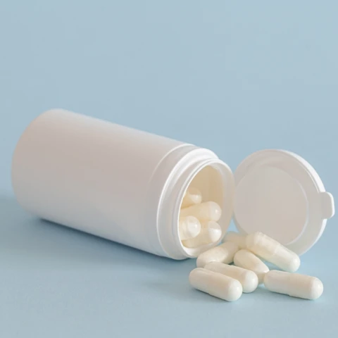 1-(3-(Benzyloxy)propyl)-4-(4,4,5,5-tetramethyl-1,3,2-dioxaborolan-2-yl)-1H-pyrazole