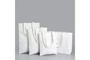 Base paper for carbon Paper/Low Grammage Copy Paper
