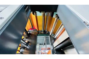 Textured Surface High Pressure Decorative Laminate (HPL) 5-Year Warranty for Commercial Office with Graphic Design