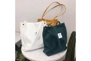 4-氰基-2-甲基苯甲酸乙酯