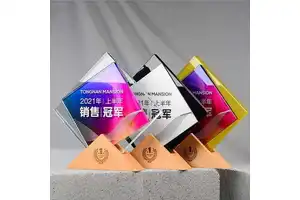 2,5-二氯-1H-吲哚-3-甲醛