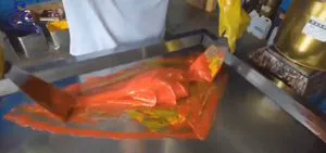 (S)-3-(2-氯-乙酰基氨基)-吡咯烷-1-羧酸叔丁酯