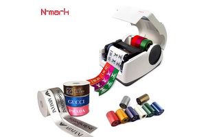 4-氨基噻吩并[3，2-d]嘧啶